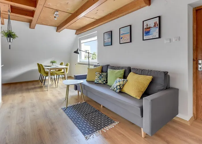 Stylowy Apartament 3city w Sopocie z Trzema Sypialniami by Noclegi Renters
